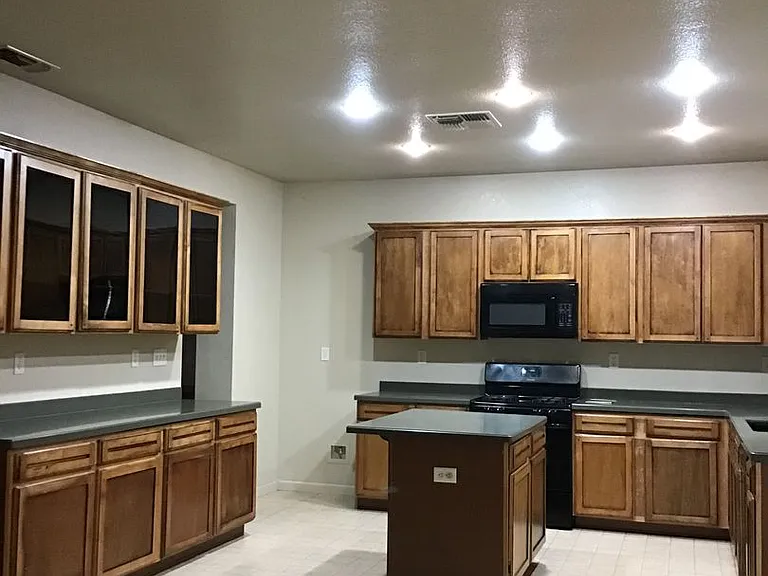 2109 Buck River St — Photo 6