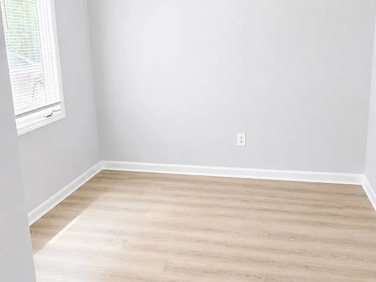 5012 Chancellor Sq NW — Photo 6
