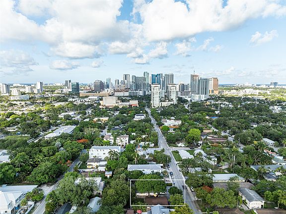 4th image of 923 W Las Olas Boulevard