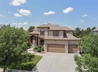 5612 W 144th St, Overland Park, KS 66223