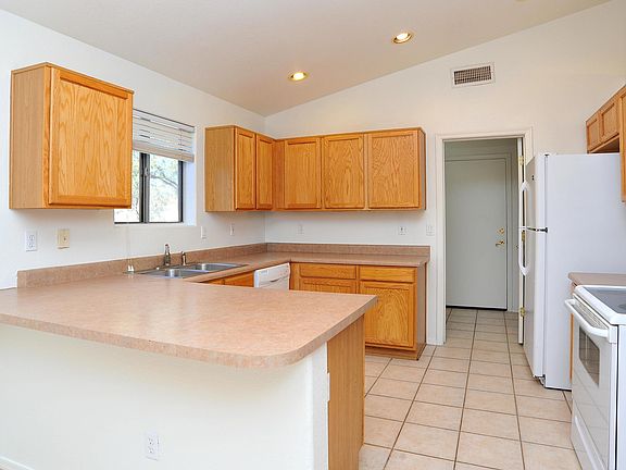 5th image of 8794 E La Palma Dr