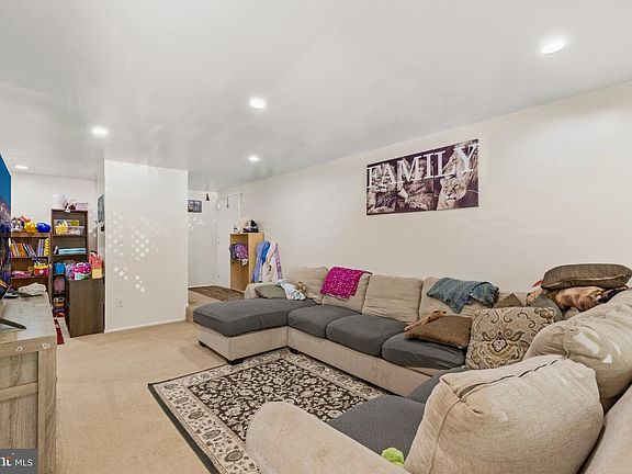 5th image of 411 Christopher Ave #75