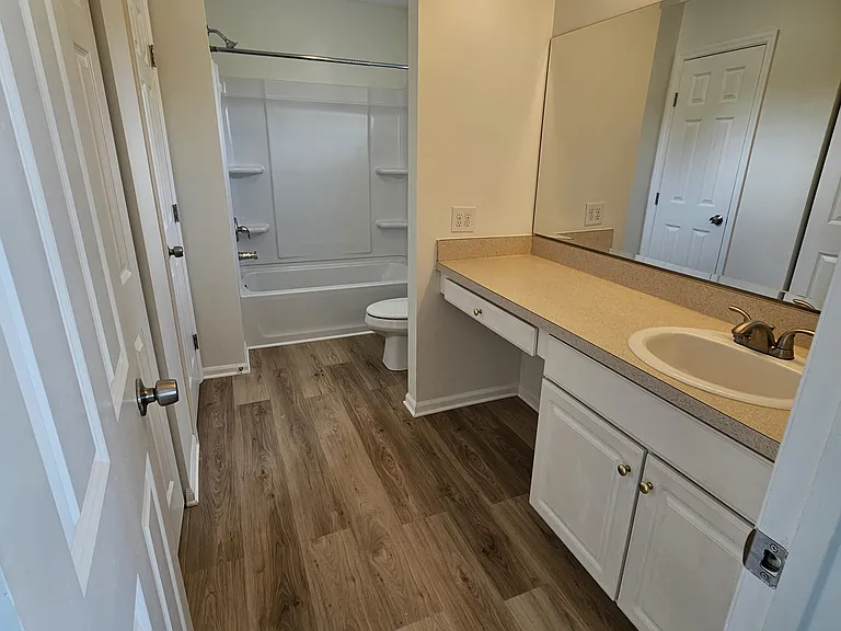 138 Wagnalls Ct — Photo 18
