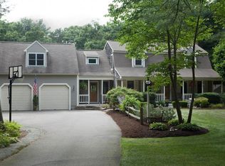 86 Stoney Weir Rd, Halifax, MA 02338