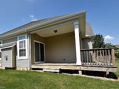 2nd image of 3807 Retreat Dr