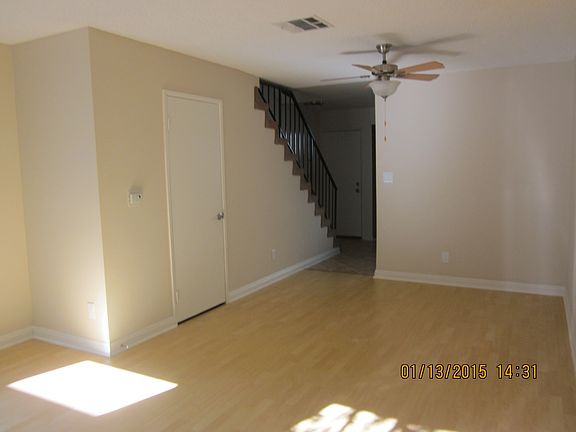 3rd image of 55 N Mar Vista Ave APT 22