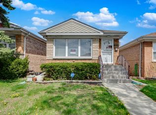 7004 W Foster Ave, Chicago, IL 60656