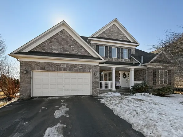 623 Carver Bluffs Pkwy, Carver, MN 55315