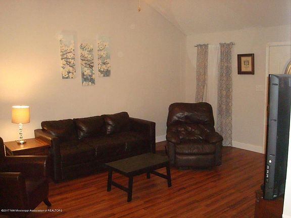 4th image of 5747 Kayla Dr