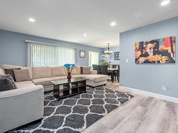 5th image of 312 Tradewinds Dr APT 11