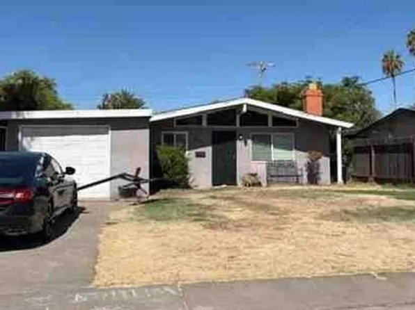 5704 39th St, Sacramento, CA 95824
