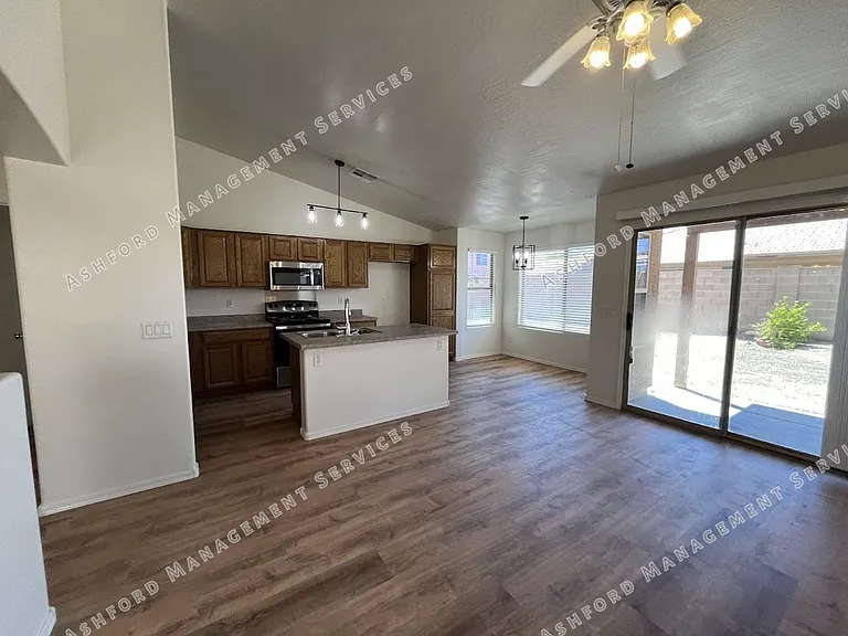 2046 S 171st Dr — Photo 25