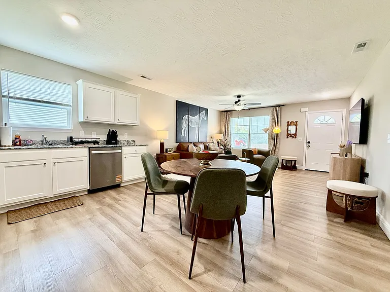 148 Southwind Blvd — Photo 11