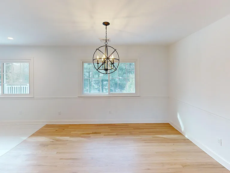 DINNING ROOM