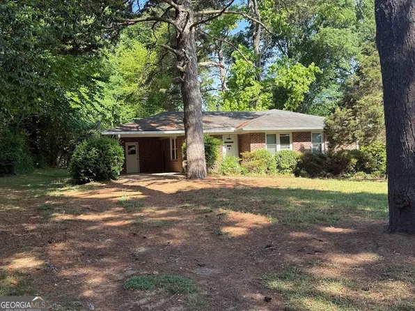 113 Martha St, Winder, GA 30680