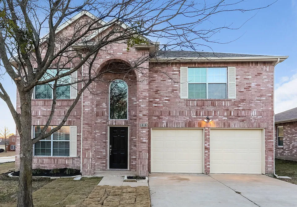 1018 Bainbridge Ln