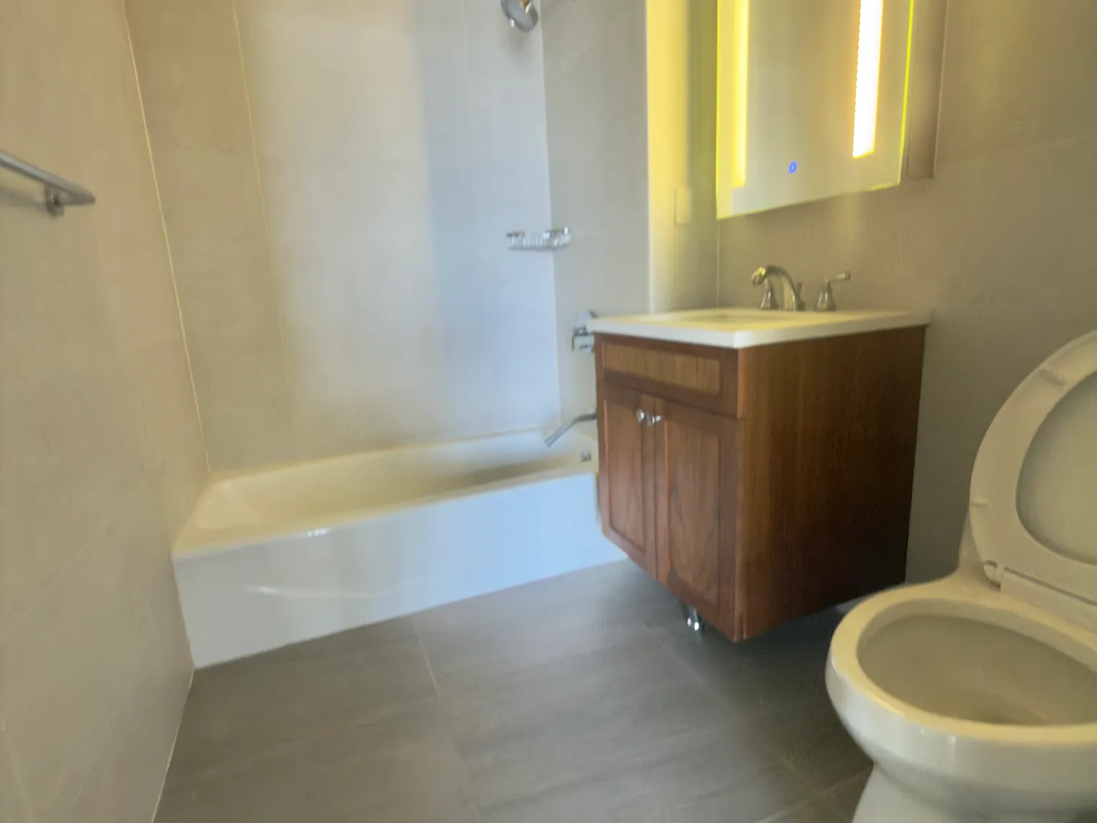 1 bed, 600 sqft, $2,500 — Photo 3
