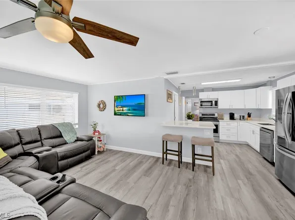 16890 Banyon Dr, Fort Myers, FL 33908