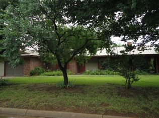 1213 Thomas Ln, Graham, TX 76450