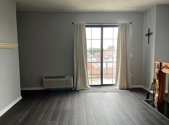 44 Sherman Ave #6G — Photo 3