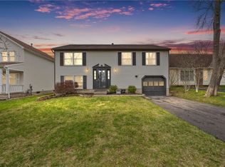 7 Shadbush Way, West Henrietta, NY 14586