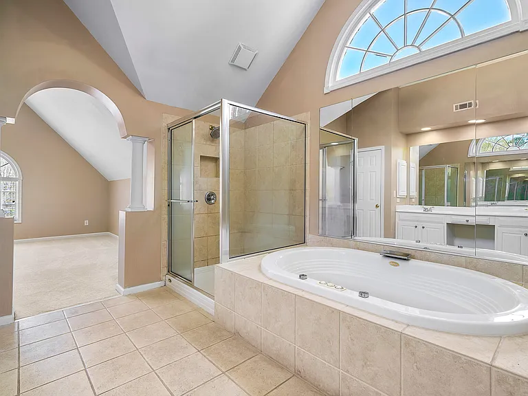 130 Candler Ct — Photo 34