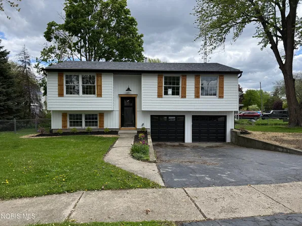 2912 Northshore Dr, Toledo, OH 43611