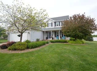 10221 Midway Dr, New Middletown, OH 44442