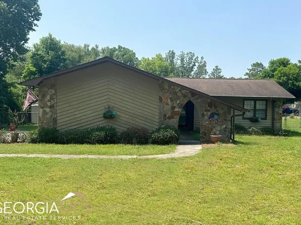 6350 Michael Dr, Lizella, GA 31052