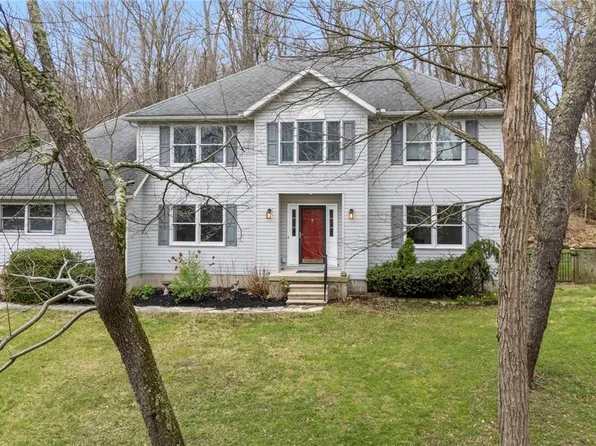5432 Brownsville Rd SE, Newark, OH 43056