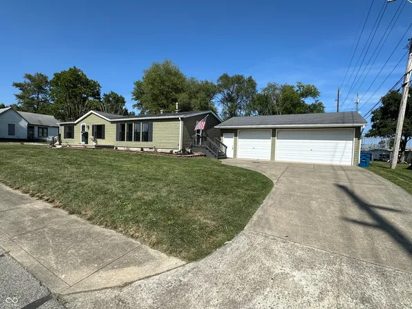 121 N Chicago Ave, Brazil, IN 47834
