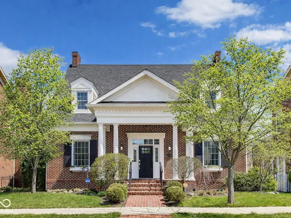 12621 Treaty Line St, Carmel, IN 46032