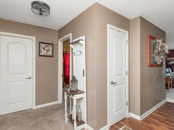 2nd image of 15418 Blair Ln