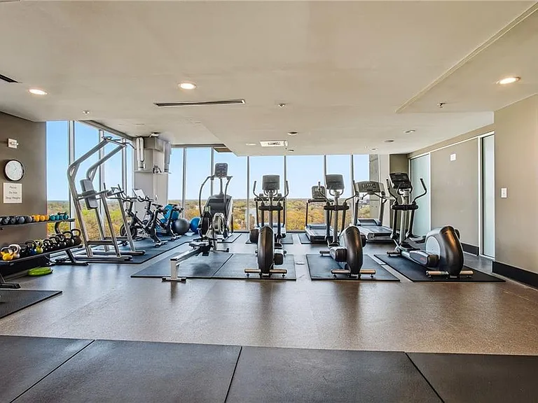 855 Peachtree St NE #1813 — Photo 47