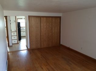 24 Woodmere Ct, Appleton, WI 54911