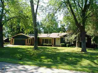 4954 Montgomery Dr, Utica, MI 48316