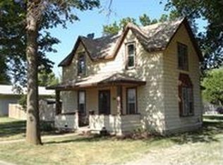 310 N Locust St, Inman, KS 67546
