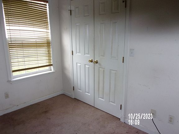5th image of 2211 S 16th Pl