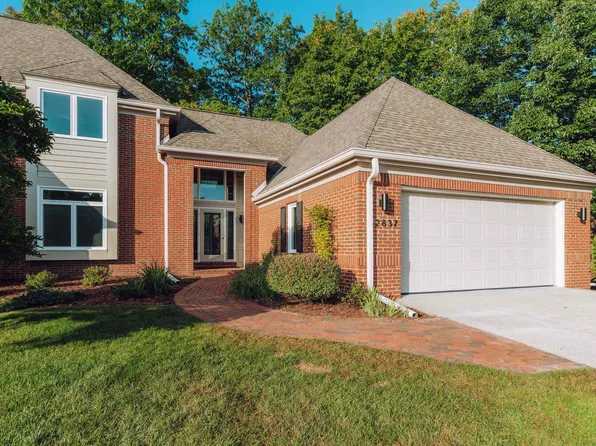 2837 West Golf CIRCLE, Mequon, WI 53092