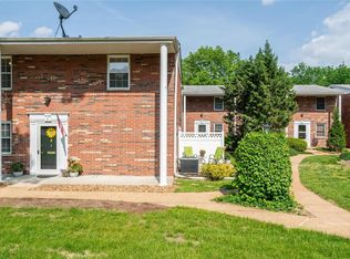 438 N Sappington Rd APT A, Saint Louis, MO 63122