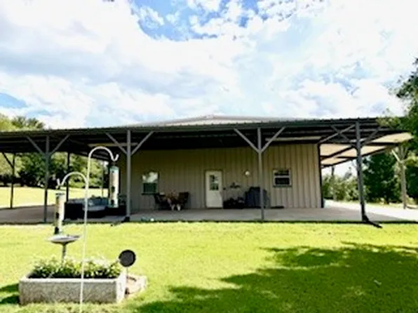 835 Wood Hollow Dr, Weatherford, TX 76087