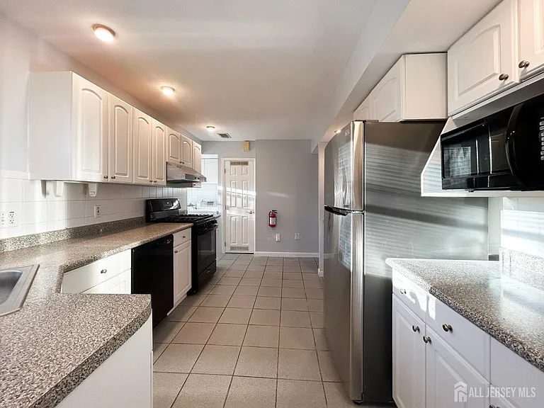 122 Vineyard Rd — Photo 10