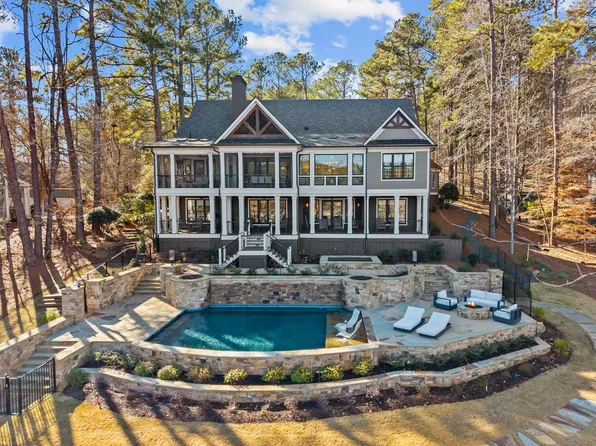 1131 Davison Dr, Greensboro, GA 30642
