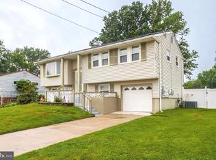 610 Ogden Dr, Westampton, NJ 08060