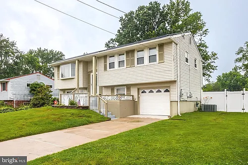 610 Ogden Dr Photo 1