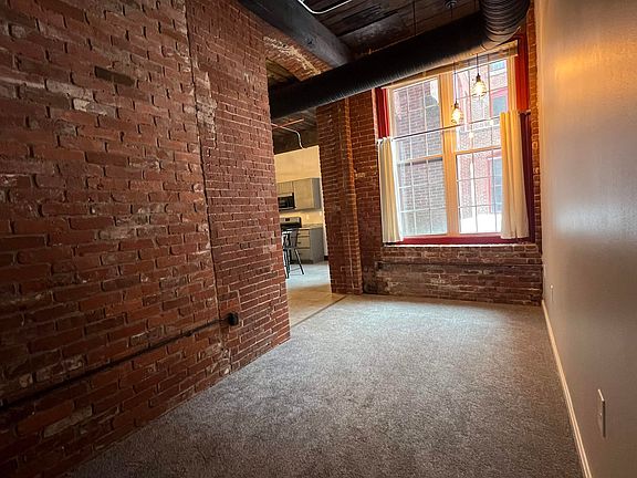 5th image of 470 Silver Street #113