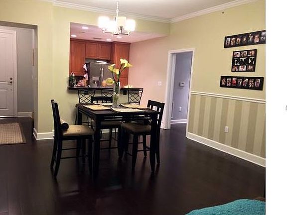 3rd image of 2305 Edgewater Dr APT 1506