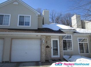 15301 Greenhaven Ln APT 104, Burnsville, MN 55306