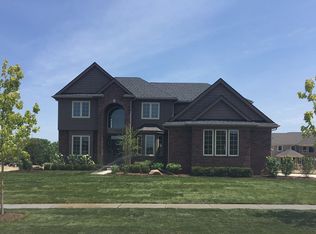22962 Poppleton Dr, Northville, MI 48167