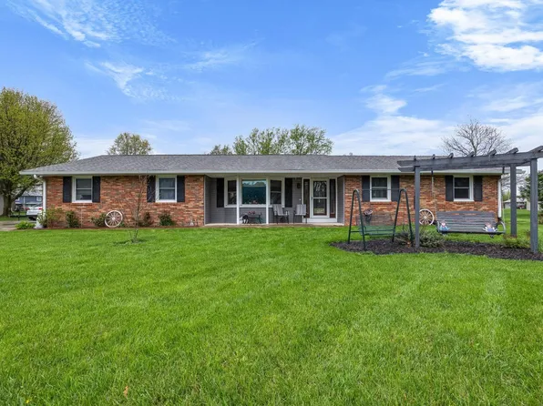 190 E Sycamore Ln, Frankfort, IN 46041